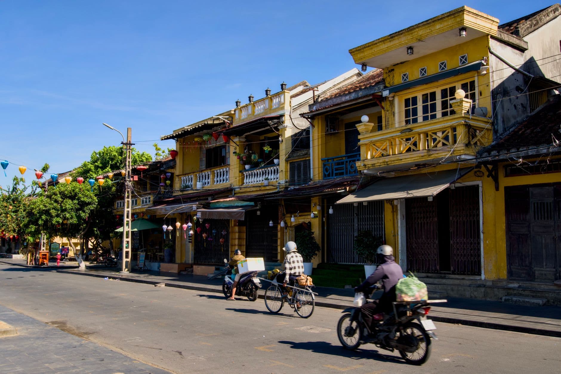 Hội An old town in bright dry-season light